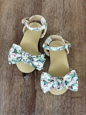 EUC Janie and Jack Tropical Jangle Bow Sandal Size: Toddler 6C| Vacation, Summer